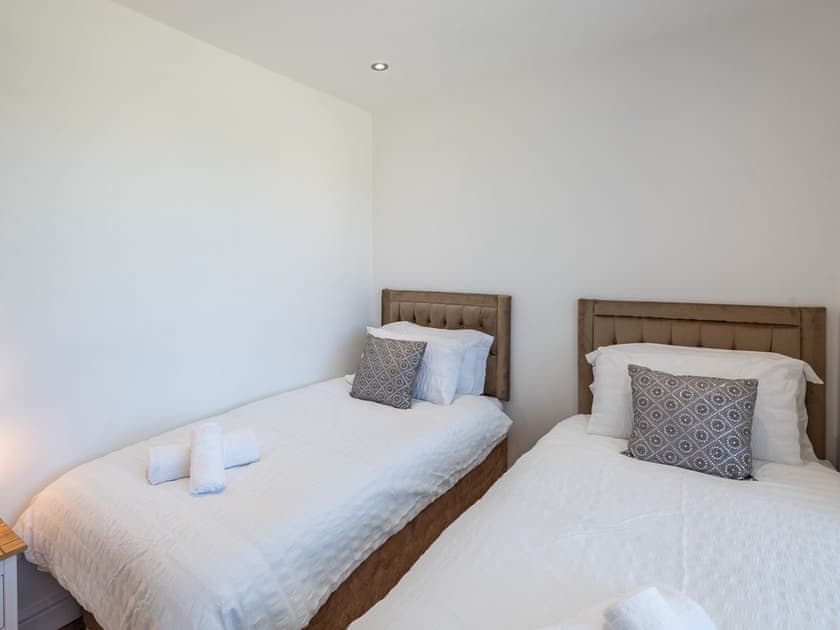 Twin bedroom | Sea Breezes, Anderby Creek, near Chapel St Leonards