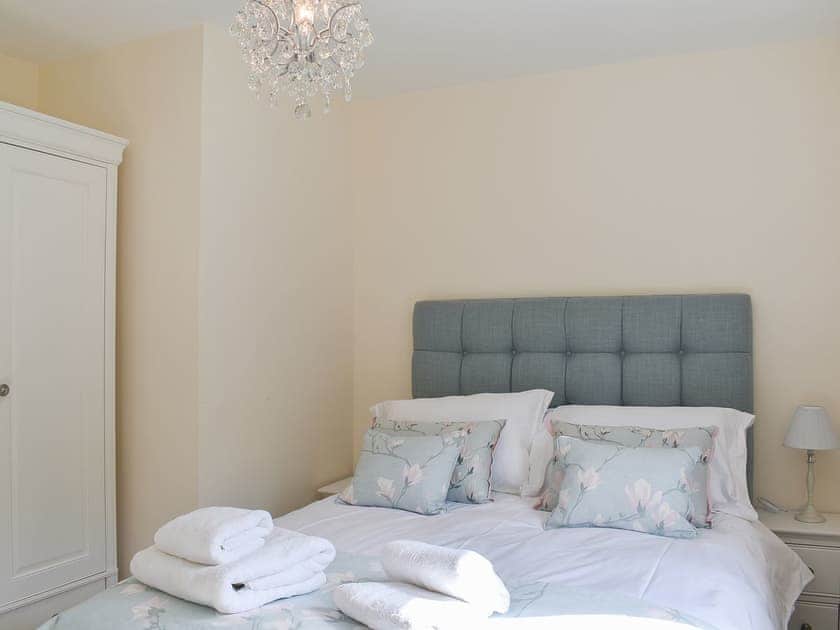Double bedroom | Cae Coch, Brynteg, near Benllech