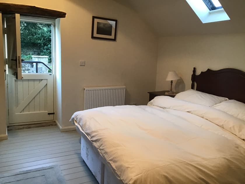 Bedroom 1  | Calf Close Barn, Ashover