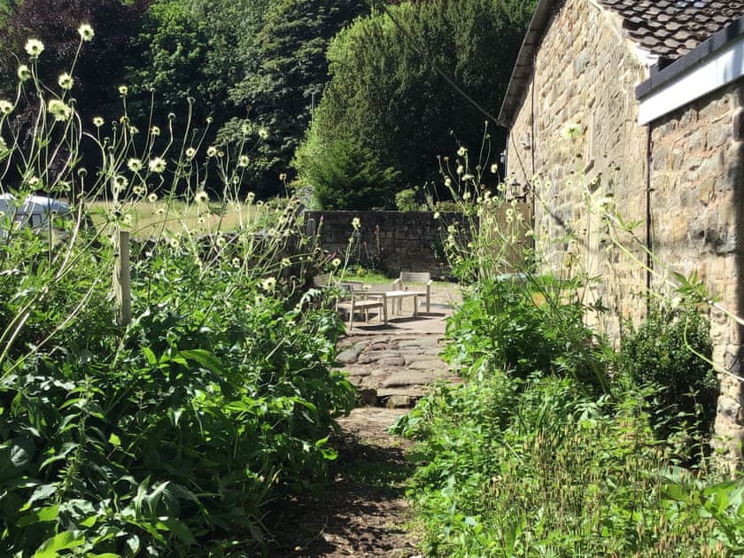 Garden and grounds | Calf Close Barn, Ashover
