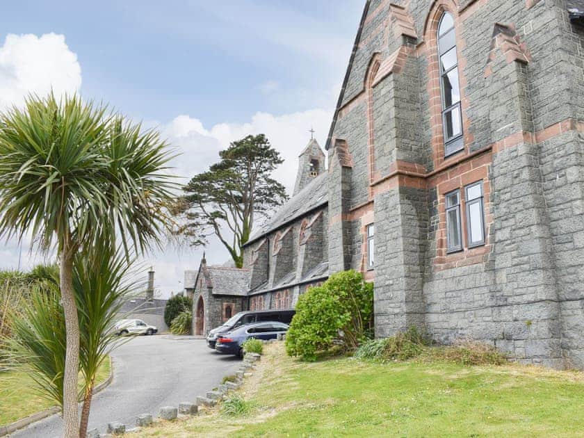 Exterior | White Sands, Criccieth
