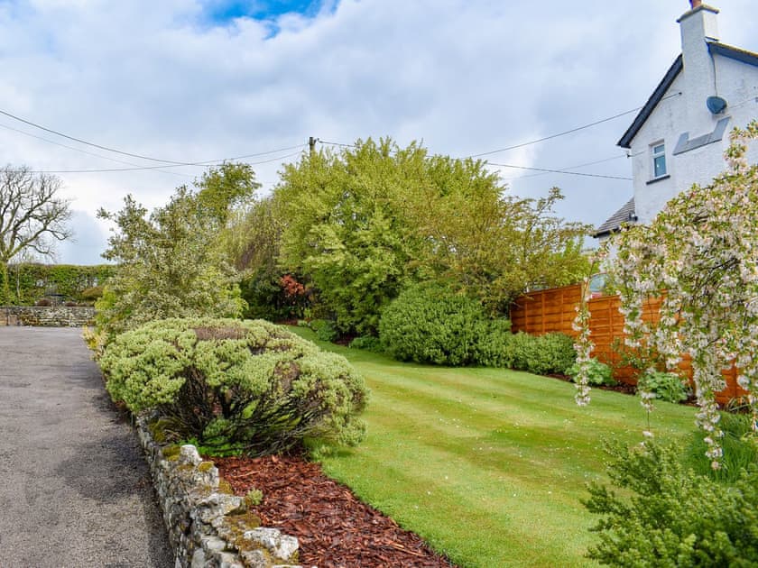 Garden | Lupton Hall Cottages, Lupton, near kirkby Lonsdale