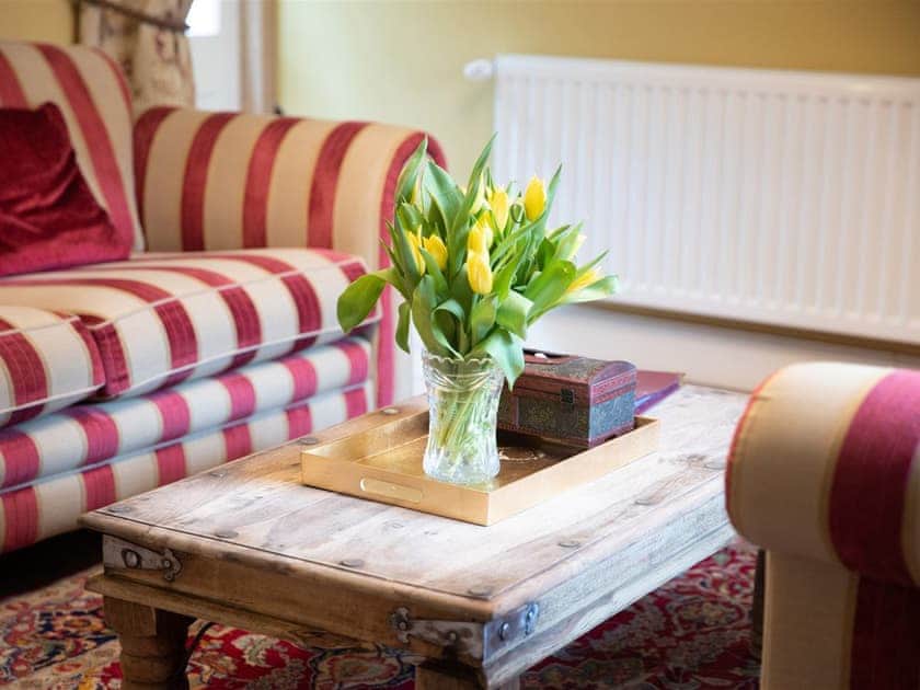 Living room | Gardeners Cottage - Shortflatt Tower Cottages, Belsay