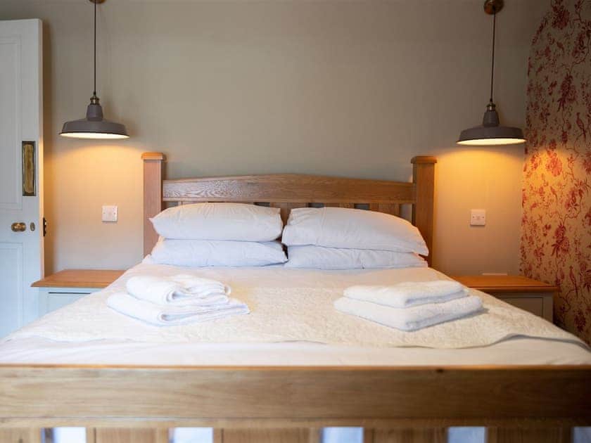 Double bedroom | Gardeners Cottage - Shortflatt Tower Cottages, Belsay