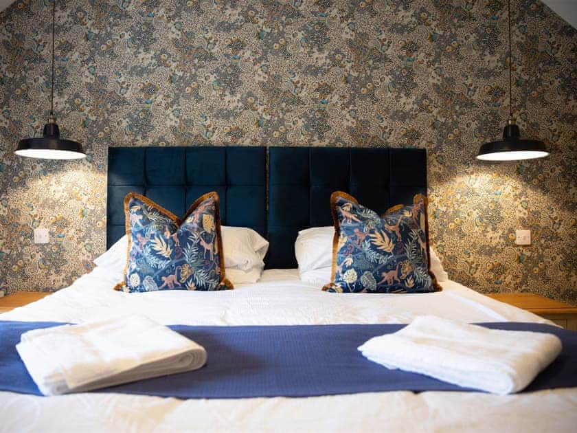 Double bedroom | Gardeners Cottage - Shortflatt Tower Cottages, Belsay