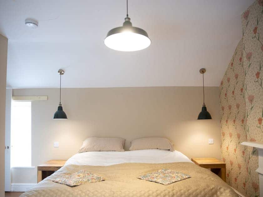 Double bedroom | Keepers Cottage - Shortflatt Tower Cottages, Belsay