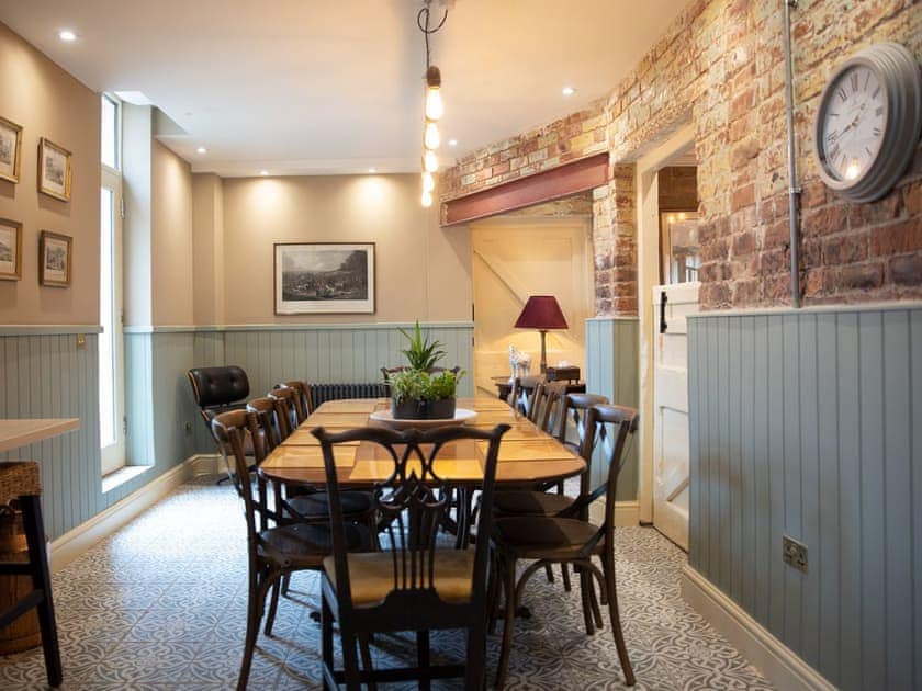 Kitchen/diner | The Stables - Shortflatt Tower Cottages, Belsay