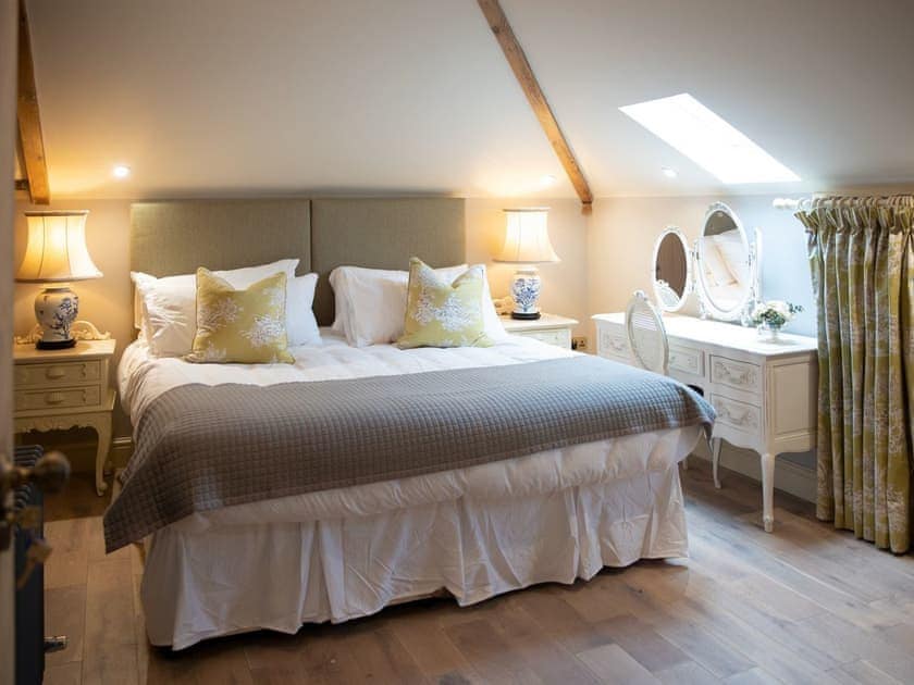 Double bedroom | The Stables - Shortflatt Tower Cottages, Belsay