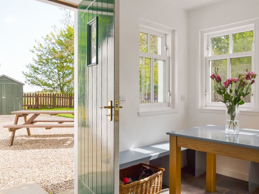 Kitchen | Eagles Gate Lodge, Banff
