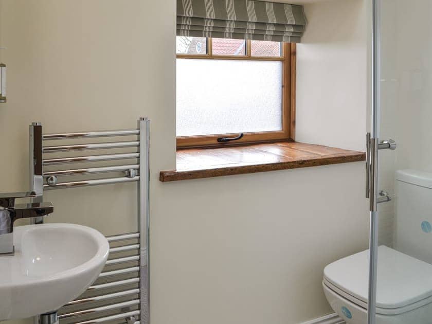 Bathroom | The Old Stables - Corporation Farm Cottages, Tickton, near Beverley