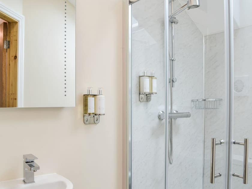 Bathroom | The Old Stables - Corporation Farm Cottages, Tickton, near Beverley