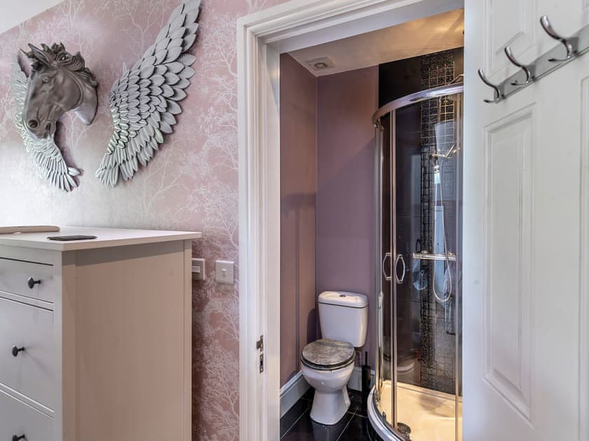 En-suite | Hacolo House, Stonehouse, near Stroud
