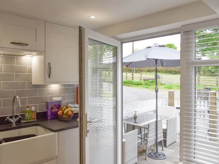 Kitchen | Tan Yr Ardd Bach, Rhostryfan, near Caernarfon