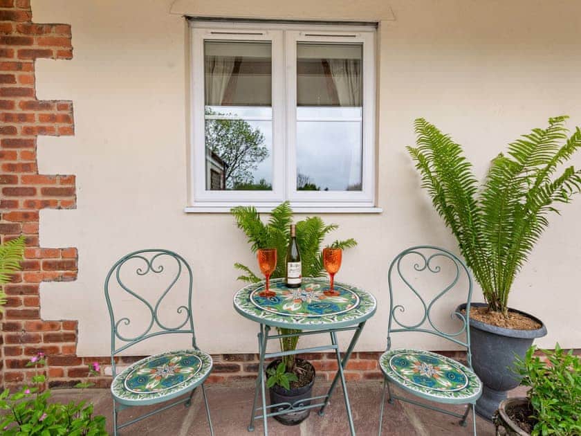 Sitting-out-area | Orchard Barns, Lower Wick, near Dursley