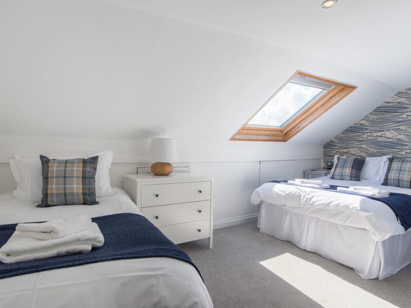 Bedroom | Edenholme, Fylingthorpe
