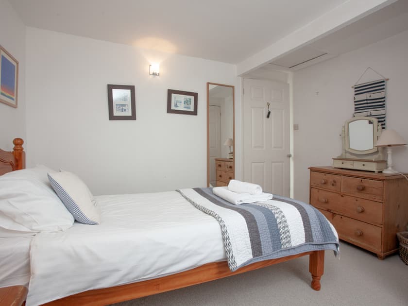 Double bedroom | Muffins, Salcombe