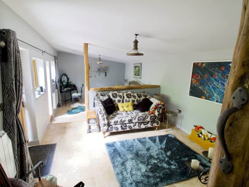 Open plan living space | The Stable at Hilltop Farm, Awbridge, near Romsey