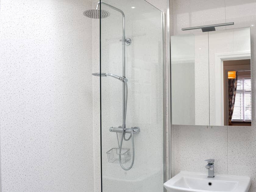 Shower room | Noble Nook, Seahouses