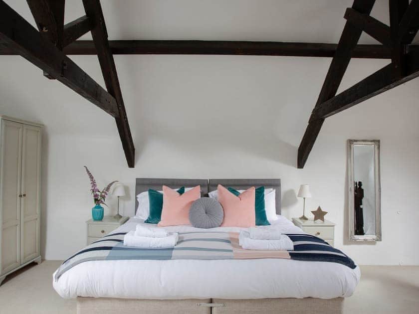 Double bedroom | The Coach House - Woodlands Manor Farm, Woodford, near Bude