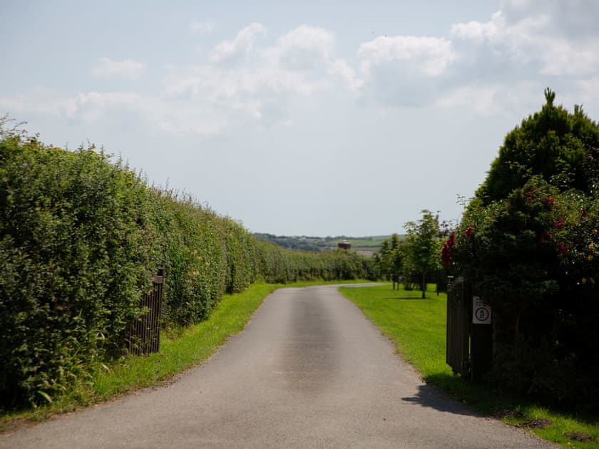 Garden and grounds | The Coach House - Woodlands Manor Farm, Woodford, near Bude
