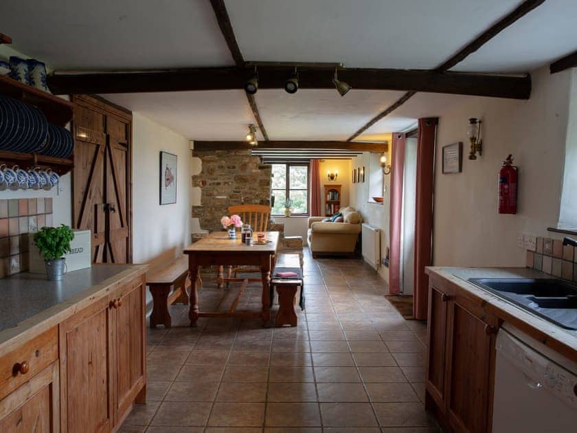 Kitchen/diner | Rose Cottage - Woodlands Manor Farm, Woodford, near Bude