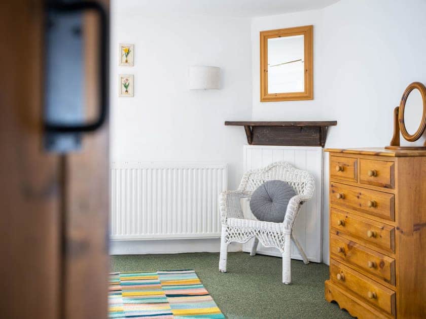 Double bedroom | Jasmine Cottage - Woodlands Manor Farm, Woodford, near Bude