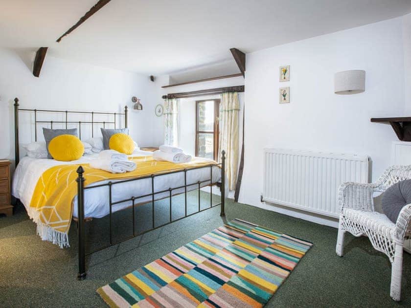 Double bedroom | Jasmine Cottage - Woodlands Manor Farm, Woodford, near Bude