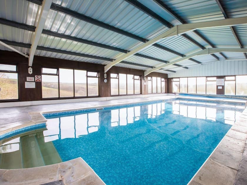 Swimming pool | Jasmine Cottage - Woodlands Manor Farm, Woodford, near Bude