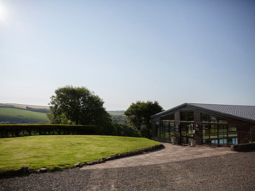 Swimming pool | The Stables - Woodlands Manor Farm, Woodford, near Bude