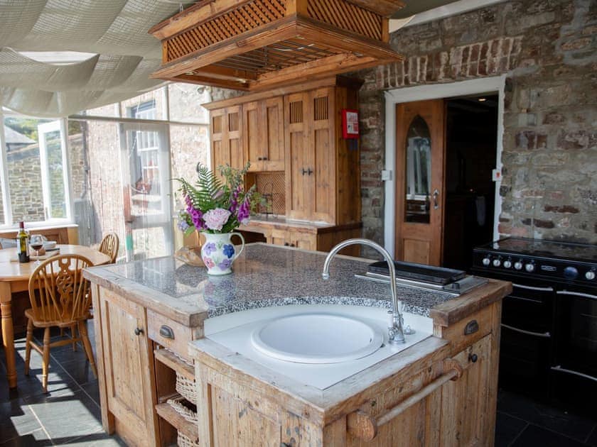 Kitchen | Woodlands Manor House - Woodlands Manor Farm, Woodford, near Bude