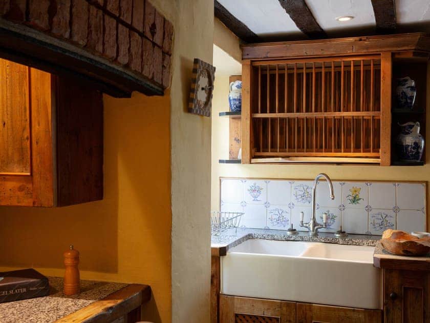 Kitchen | Woodlands Manor House - Woodlands Manor Farm, Woodford, near Bude