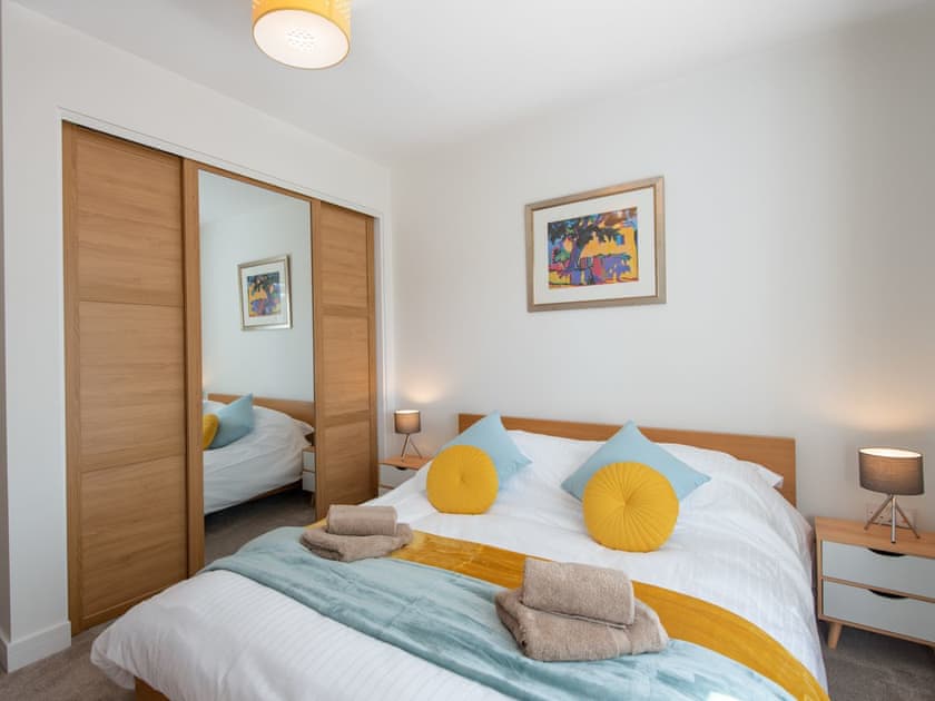 Double bedroom | Oakwood, Everton