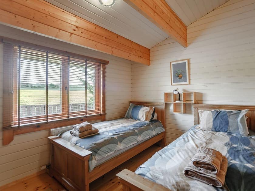 Twin bedroom | Jessica - Old Pump House Lodges, Lintlaw near Duns