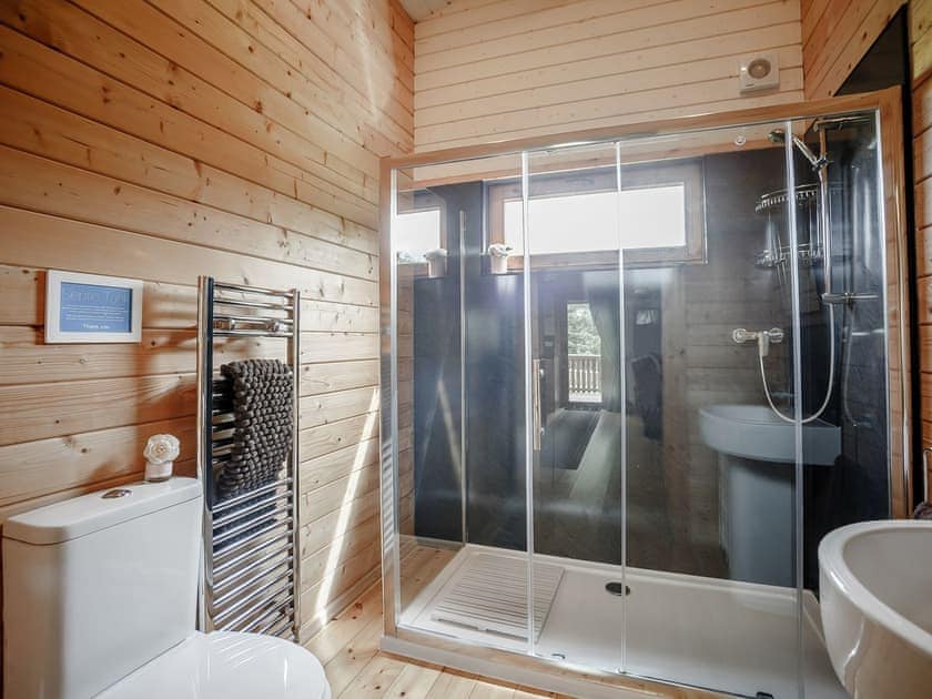 Shower room | Jessica - Old Pump House Lodges, Lintlaw near Duns