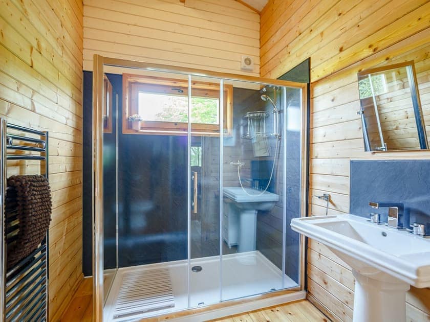 Shower room | Chloe - Old Pump House Lodges, Lintlaw near Duns