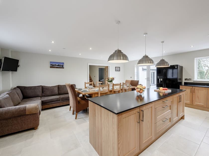 Kitchen/diner | Allt Ddu, Tregaron