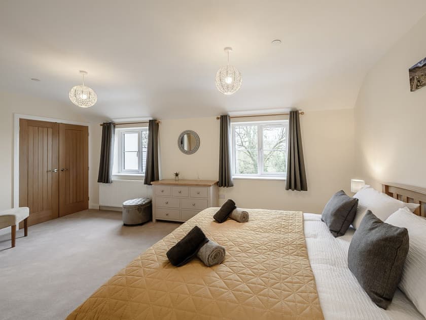 Double bedroom | Allt Ddu, Tregaron