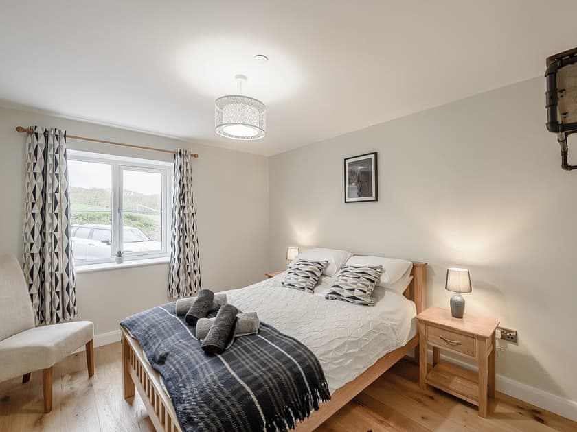 Double bedroom | Allt Ddu, Tregaron