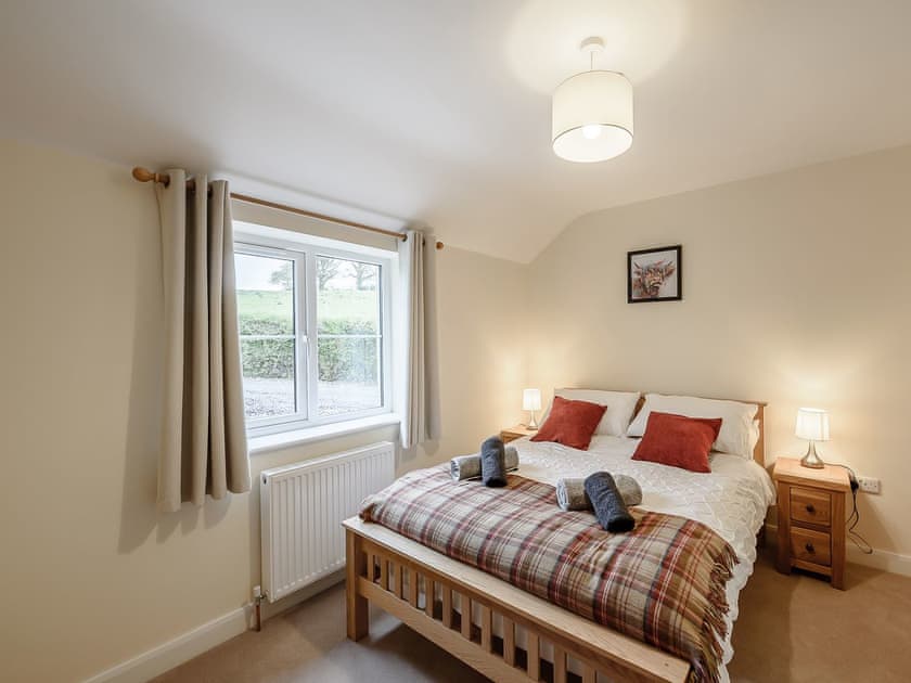 Double bedroom | Allt Ddu, Tregaron