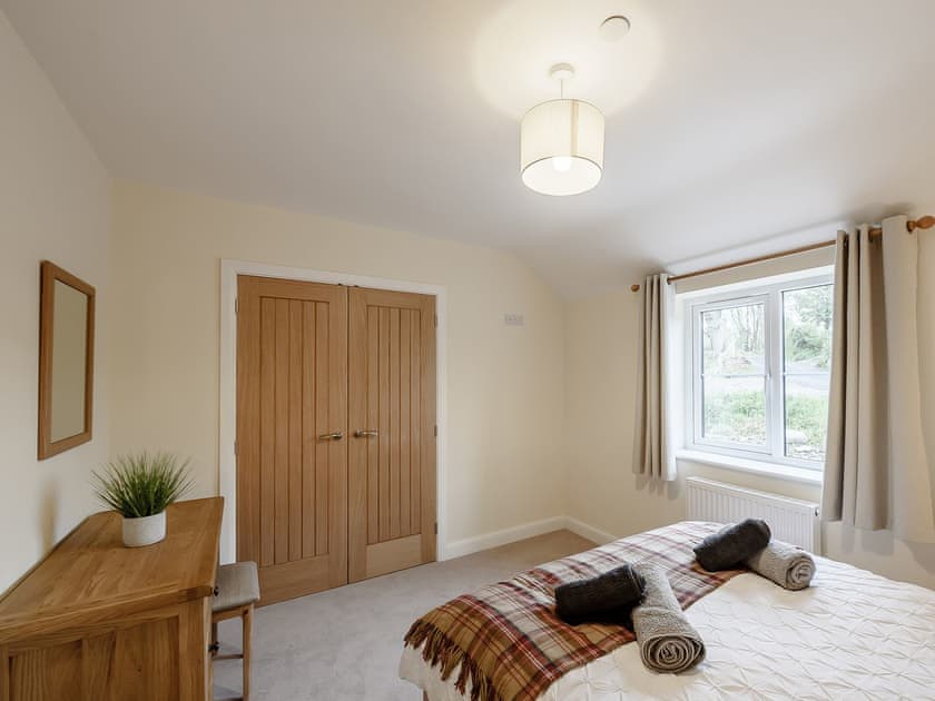 Double bedroom | Allt Ddu, Tregaron