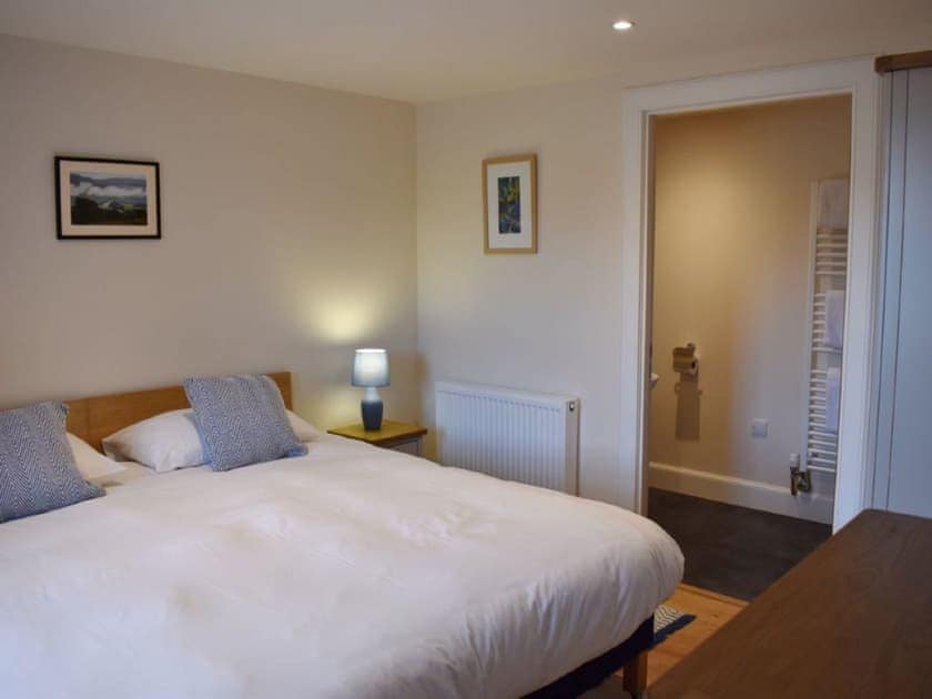 Bedroom | Heron Cottage - Kinnaird Estate Cottages, By Dunkeld, Pitlochry