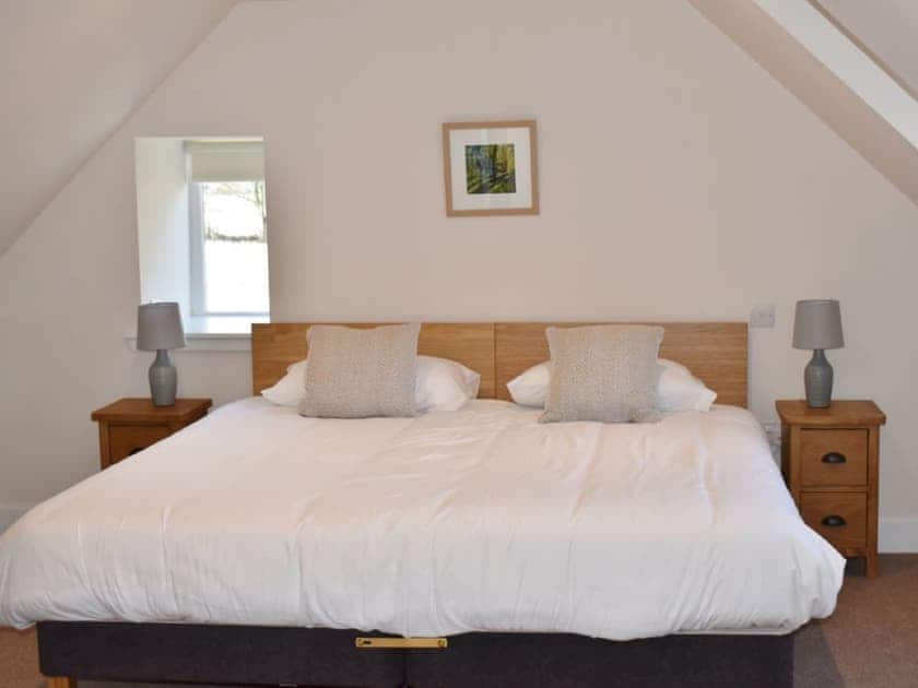 Bedroom | Heron Cottage - Kinnaird Estate Cottages, By Dunkeld, Pitlochry