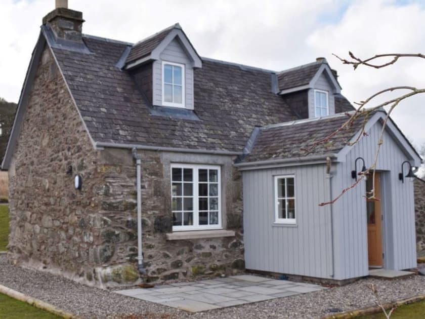 Exterior | Osprey Cottage - Kinnaird Estate Cottages, By Dunkeld, Pitlochry