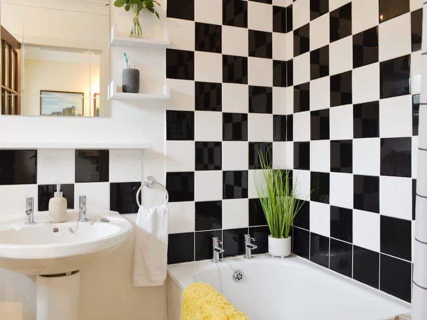 Bathroom | Harbour View, Tayport, near St Andrews