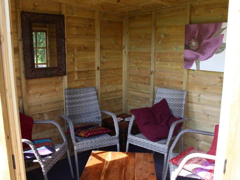 Guillemot’s Summer house | Guillemot Cottage - Manor Farm Cottages, Buckton, near Flamborough