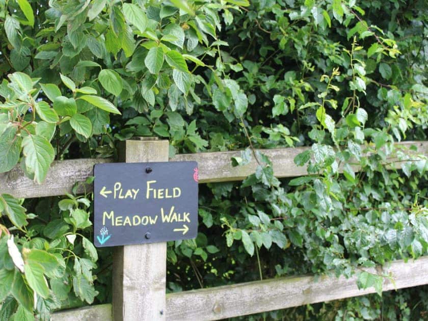 5 Acres to explore | Guillemot Cottage - Manor Farm Cottages, Buckton, near Flamborough