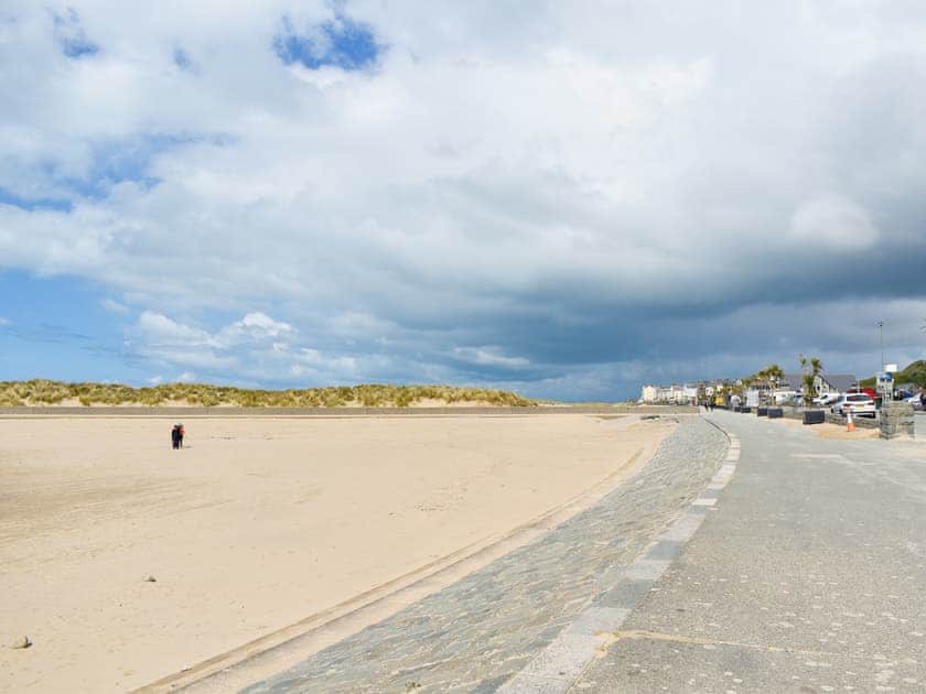 Barmouth Beach