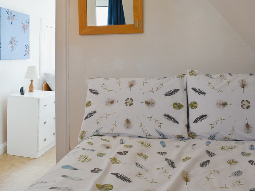 Double bedroom | Redhurst Cottage, Lamlash, near Brodick