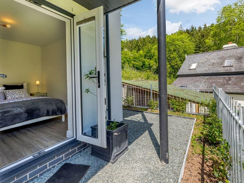 Ground floor double bedroom | Barn Owls Rest, Clyro, near Hay-on-Wye