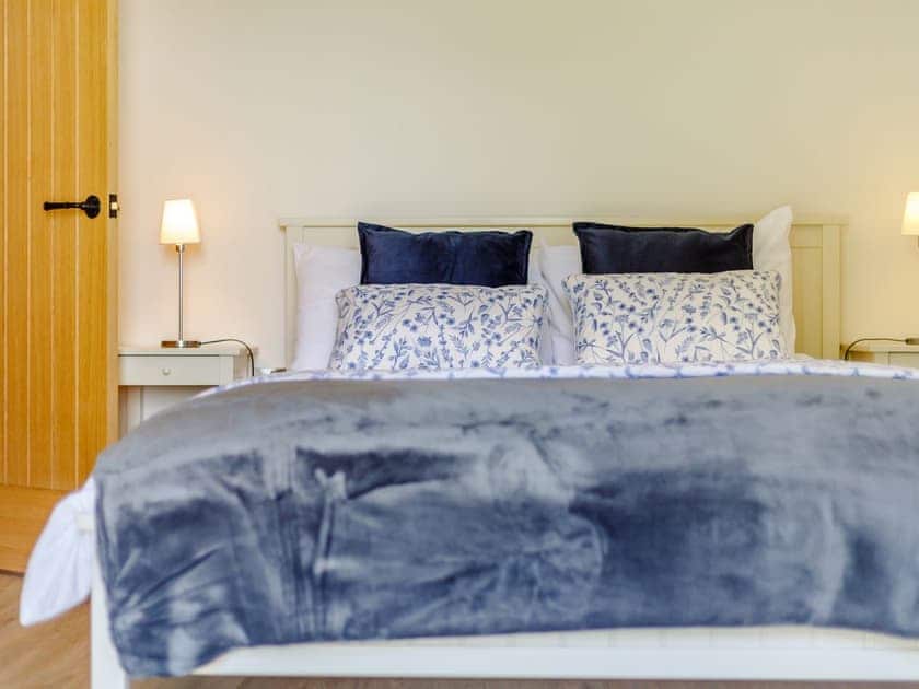 Ground floor double bedroom | Barn Owls Rest, Clyro, near Hay-on-Wye